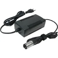 Trade-Shop Ladegerät passend für 48V Akkus mit 3pin XLR-Anschluss (18,5 x 15,5mm) Netzteil (Länge: ca. 2m / Stecker: 3pin XLR / mit LED-Ladestandsanzeige)