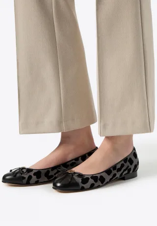 Wittchen Damen-Ballerinas mit Leopardenmuster aus echtem Leder, Grau und Schwarz