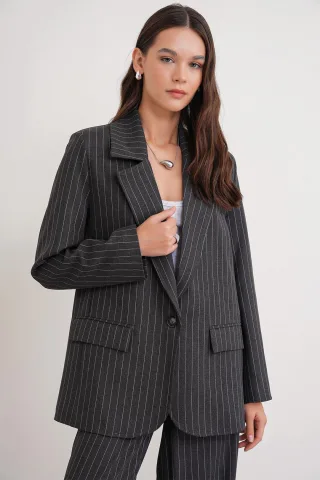 Gestreifter Oversize-Blazer