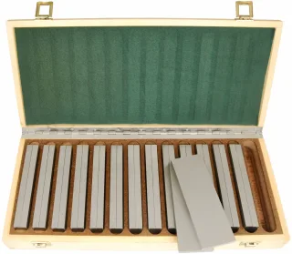 ELMAG Parallel-Unterlegplatten-Satz 28-teilig - 82791