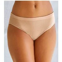 LASCANA Slip aus angenehm weicher Baumwolle