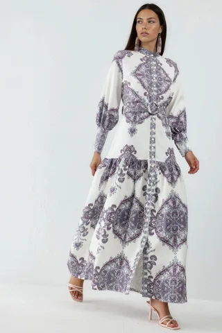 Maxikleid mit Paisleydruck, Gürtel und Hemdkragen