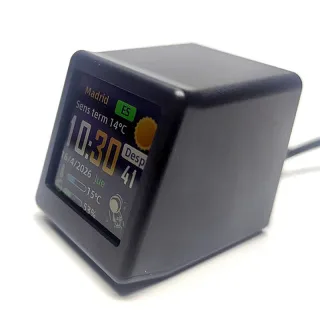 GeekMagic Spanish Language Wifi Weather Album Simple Digital Clock with Full Color LCD Screen 3-Day Weather Forecast Tem