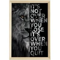 JUSTGOODMOOD Poster Premium ® Never Give Up · Löwe · Zitat · Motivation · ohne Rahmen
