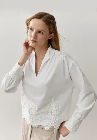 MORE & MORE - Bluse mit Spitzenbesatz weiß - Gr. - 40