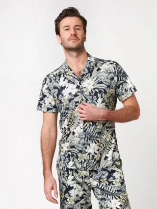 DESOTO - Casual Lido 1/2 pastel green flowers - Gr. - XL