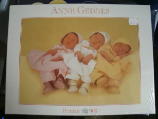 Anne Geddes Puzzle 57627 - Im Sand [900 Teile]