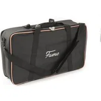 FAME Gitarrentasche (Premium Medium Pedalboard Tasche Wetterfest Gepolstert Effektgeräte Tragetasche Rucksackgarnitur Zubehörfach Stabil Oxford Black Innenmaße 540x360x140mm, Gitarrenkoffer und Gitarrentaschen, Taschen für Effektgeräte), Pedalboard T