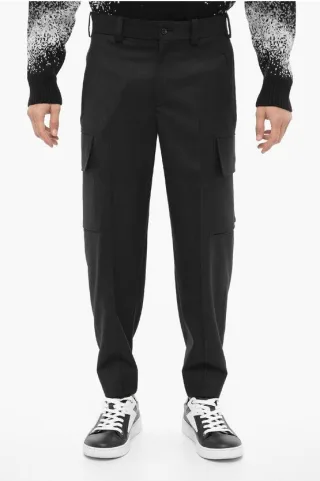 Loose Fit FIREMAN Cargohose mit Knöchelknopf in Schwarz