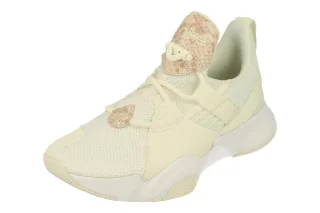 Nike Damens Zoom Superrep Groove Beige Sneakers