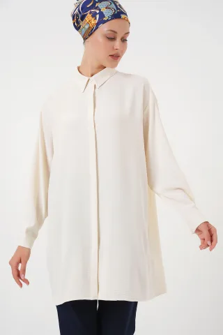 Oversized Langarm-Bluse mit Knopfleiste und Hemdkragen