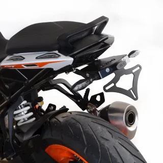 R&amp;G Kennzeichenhalter Heckumbau KTM 1290 Super Duke GT Bj. 2016-2025 eintragungsfrei inkl. LED