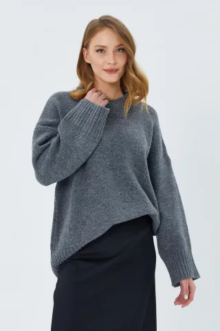 Übergroßer Strukturstrickpullover mit Rundhalsausschnitt