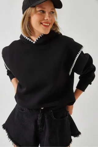 Kapuzensweatshirt mit Spitzendetails und lockerer Passform