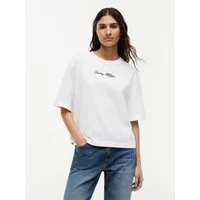 Tommy Hilfiger Kurzarmshirt CLASSIC SCRIPT TRAPEZE TEE Baumwolle, kurze Trapezärmel