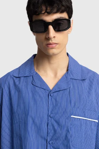 Hellblau