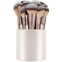 Luvia Cosmetics Kosmetiktasche Magnetic Brush Case, Ideale Pinselaufbewahrung, sauber, griffbereit, perfekt für Reisen.