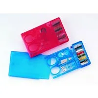 Best Offer Nähkästchen 2x Nähset / im Scheckkartenformat / Farbe je 1x rot und blau