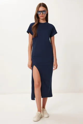 Slim Fit Midi-Kleid mit seitlichem Schlitz