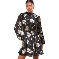 LIPSY Minikleid Lipsy tailliertes Langarm-Minikleid, Petite (1-tlg)