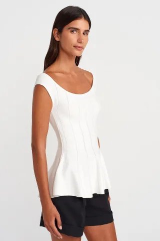 Fitted Ribbed Peplum-Bluse