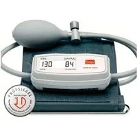 boso Oberarm-Blutdruckmessgerät Medicus Smart Blutdruckmessung mit Arrhythmie-Erkennung, Memomatic für ein schonendes Aufpumpen, Einfache Anwendung, Top für unterwegs