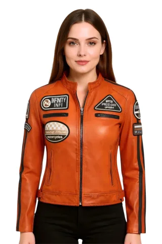 Orangefarbene Bikerjacke aus Leder für Damen mit Rennabzeichen – Dalby