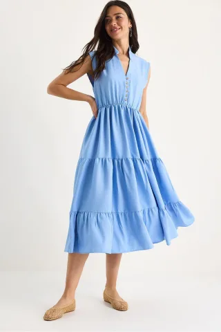 Gestreiftes Midikleid mit V-Ausschnitt und Rüschendetail