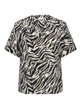 ONLY CARMAKOMA - CARELITE S/S V-NECK FOLD-UP TOP AOP Black - Gr. - 48