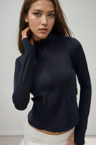Figurbetontes Strick-Turtleneck Aktivtop