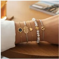 The Beauty House Armband Armband Set mit Edelstein & Anhängern (Verstellbarer Schmuck aus Legierung), – Eleganter Damenschmuck in Goldoptik