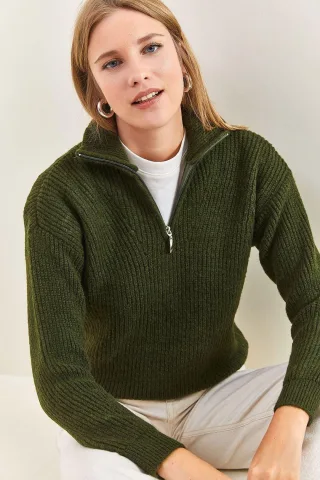 Oversized strukturiertes Strickpullover mit Reißverschlusskragen