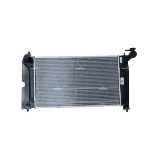 NRF Motork?hler gel?tet Toyota Avensis Corolla 53397