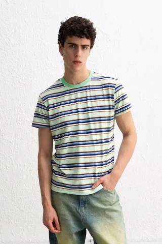 Comfort Fit Rundhalsausschnitt Gestreiftes T-Shirt