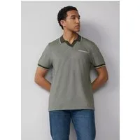 s.Oliver Poloshirt Poloshirt zweifarbiger Piqué, offener V-Ausschnitt, abgesetzte Rippbündchen
