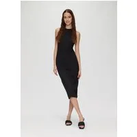 QS Midikleid Kleid Elastisches Rippkleid im Slim Fit mit Rückenausschnitt