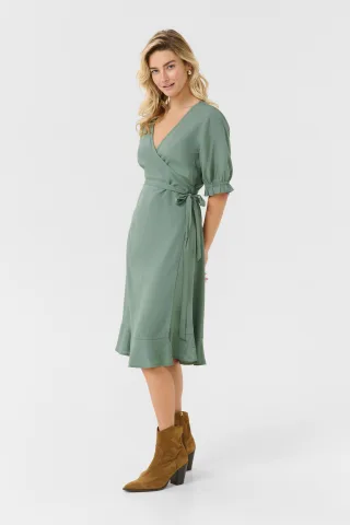 Kleid mit femininer Silhouette green