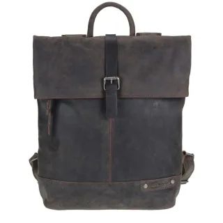 Rustikaler Lederrucksack mit aufgesetztem Vorfach im Hochformat | Greenburry Vintage Revival. Strukturierte Fächer für Ihren geordneten Alltag.