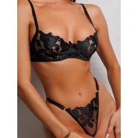 Elegant Love Set: Bügel-BH Feines Dessous-Set – Luxuriöse Damenunterwäsche mit BH & String (Set, 2-tlg., mit Tanga) Sexy Spitzen-Lingerie-Set – Reizwäsche für besondere Anlässe