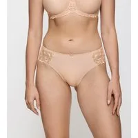 Triumph Tai-Slip Modern Finesse zarte Spitze, glatter Jersey, flache Kanten