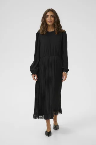 Kleid CUrosa Kleid Relaxed fit