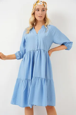 Strukturierte Midi-Kleid mit Knopfverschluss