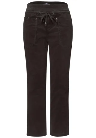 Street One - Slim Leg Cordhose im Loose Fit black coffee - Gr. - 28
