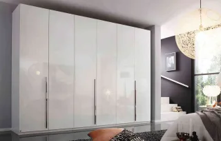 Montclar Kleiderschrank modern