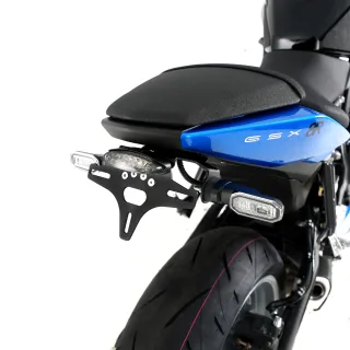 R&amp;G Kennzeichenhalter Heckumbau Suzuki GSX-8S / GSX-8R Bj.2023-2026 +LED Rückleuchte eintragungsfrei