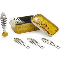 Balvi Brotzeitgabel Sardines Set - 6er Set Aperitiv-Gabeln Sardinen - Metall Piekser (6 Stück), Cocktailspieße, Cocktail-Gabeln in Sardinendose - Snackgabel Sardine