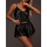 Elegant Love Shorty Satin-Pyjama – Sinnliche Damen-Nachtwäsche im Set (Set, 2 tlg., V-Ausschnitt-Oberteil + Shorts) Luxuriöse Homewear – Edler Hausanzug, komfortabel & hochwertig