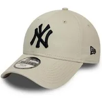 New Era Baseball Cap New York Yankees MLB League Essential Beige Verstellbare 9Forty Cap fü (1-St)