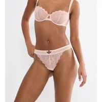 Triumph String Palina Waves of Glow Triumph x Palina Rojinski, leicht, zarte Spitze, elastisch