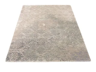 Grün